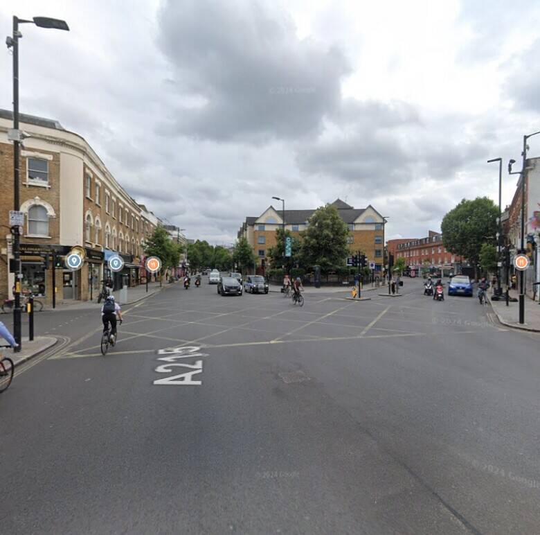 Cafe & Restaurant for sale in Camberwell, South London Cafe & Restaurant for sale in Camberwell, South London