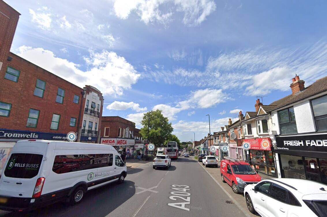 Restaurant for sale in Worcester Park. Two Kitchens.