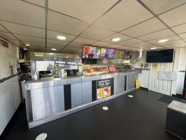 Leasehold Fish & Chip & Pizza Takeaway Located In Wolverhampton Photo 1