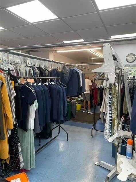 Dry Cleaners & Alterations for Sale Dry Cleaners & Alterations for Sale