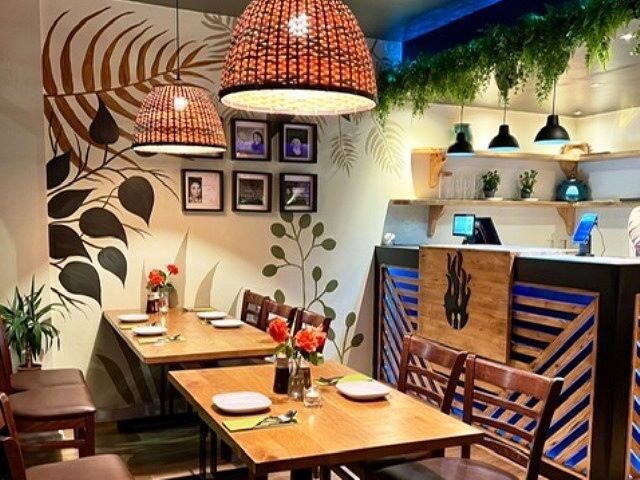 Grill Restaurant for Sale in London with 4-Star Hygiene Rating and 21+ Seating Capacity