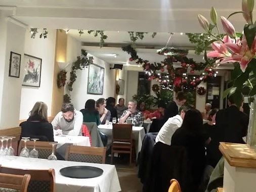Licensed Chinese Restaurant for Sale