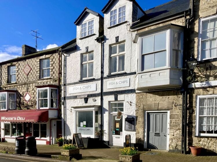 FISH & CHIP TAKEAWAY with SEATING/RESTAURANT AREA and ACCOMMODATION Photo 1
