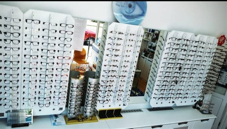 OPTICIANS EAST LONDON Photo 1