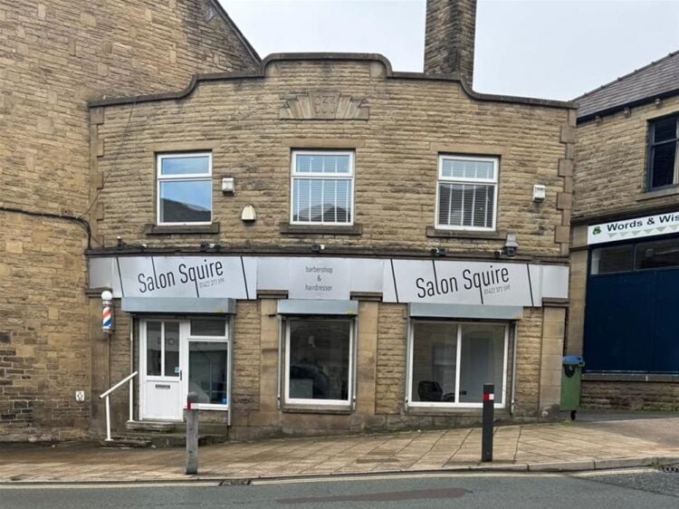 Vacant Unit For Sale in Elland Photo 1