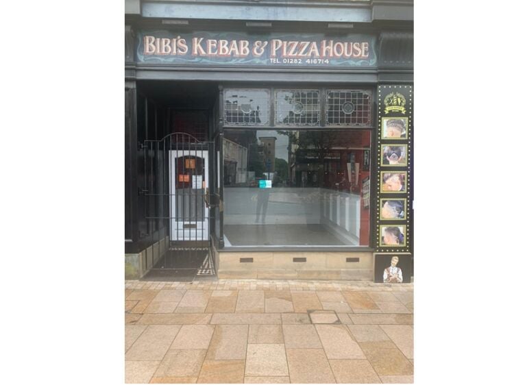 Well-Established Kebab & Pizza Takeaway – Burnley Photo 1