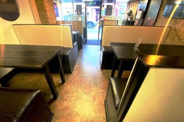 Prestigious Takeaway & Dessert Bar with Premises Licence for Sale Photo 1