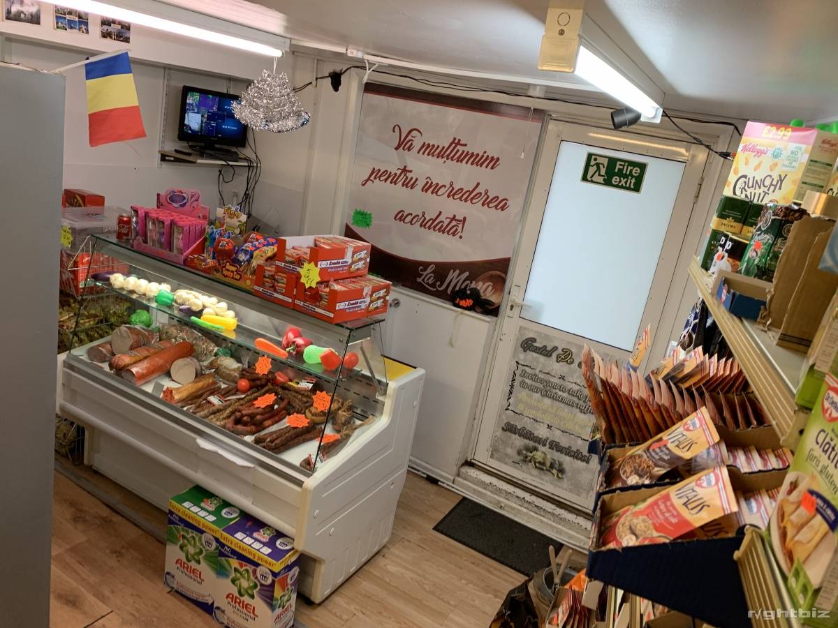 Eastern European shop up for sale at very good location of town centre Photo 10