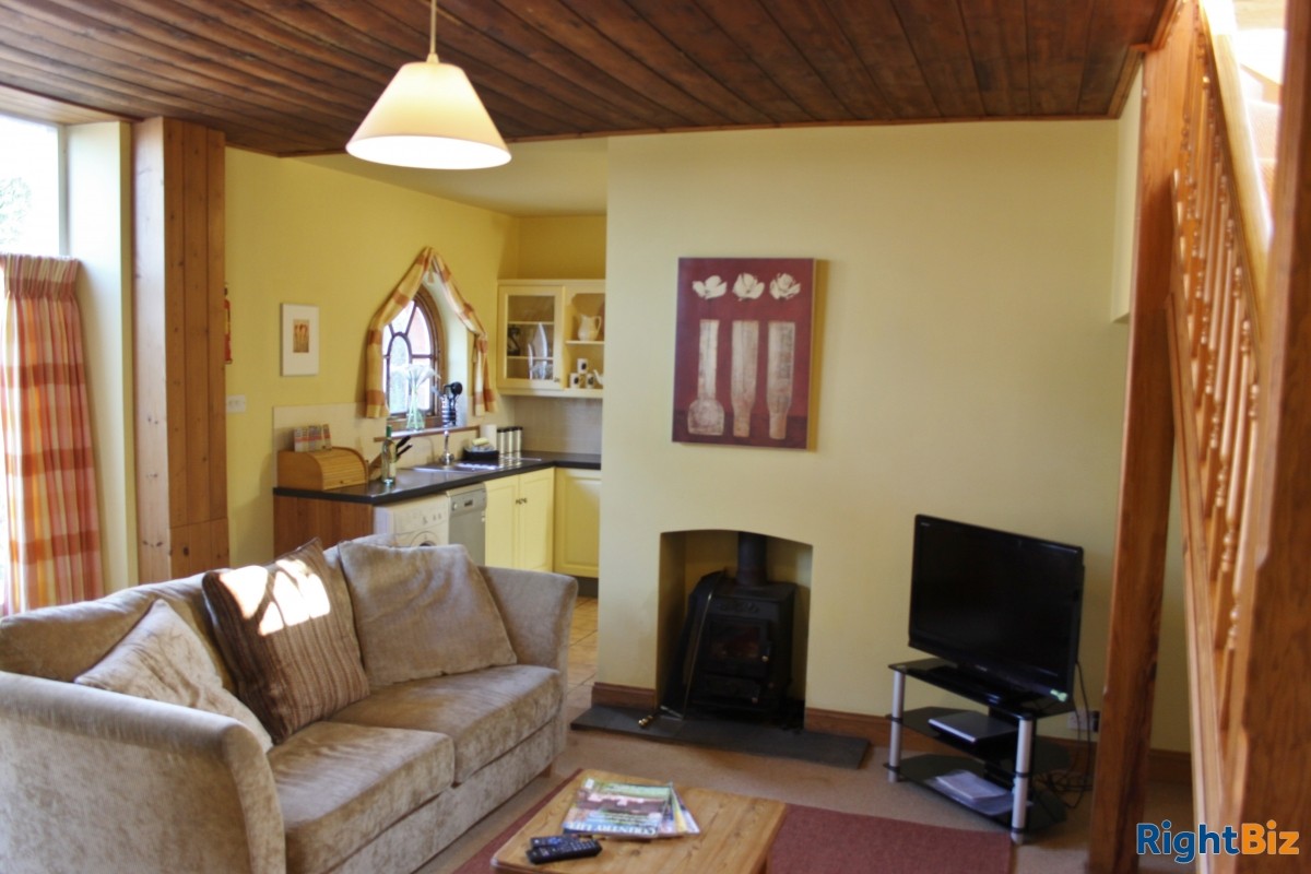 HOLIDAY COTTAGE COMPLEX IN THE HEART OF THE NORFOLK BROADS