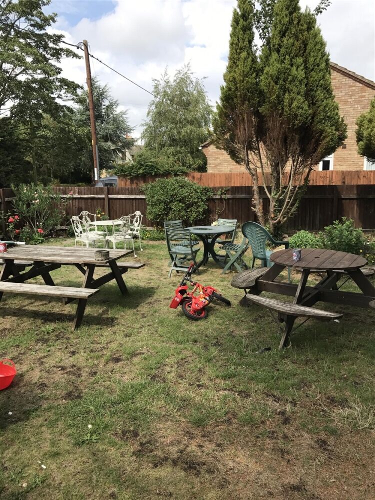 CHARMING VILLAGE PUBLIC HOUSE & RESTAURANT NEAR ELY