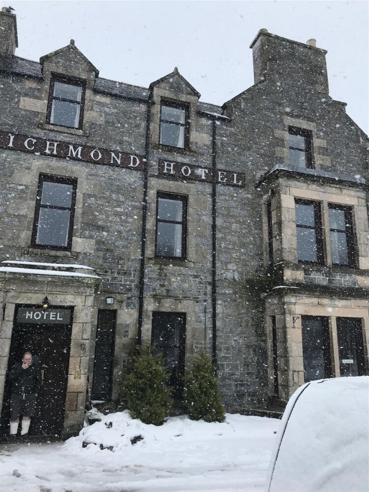 FREEHOLD VILLAGE HOTEL/PUBLIC HOUSE & RESTAURANT IN THE CAIRNGORMS