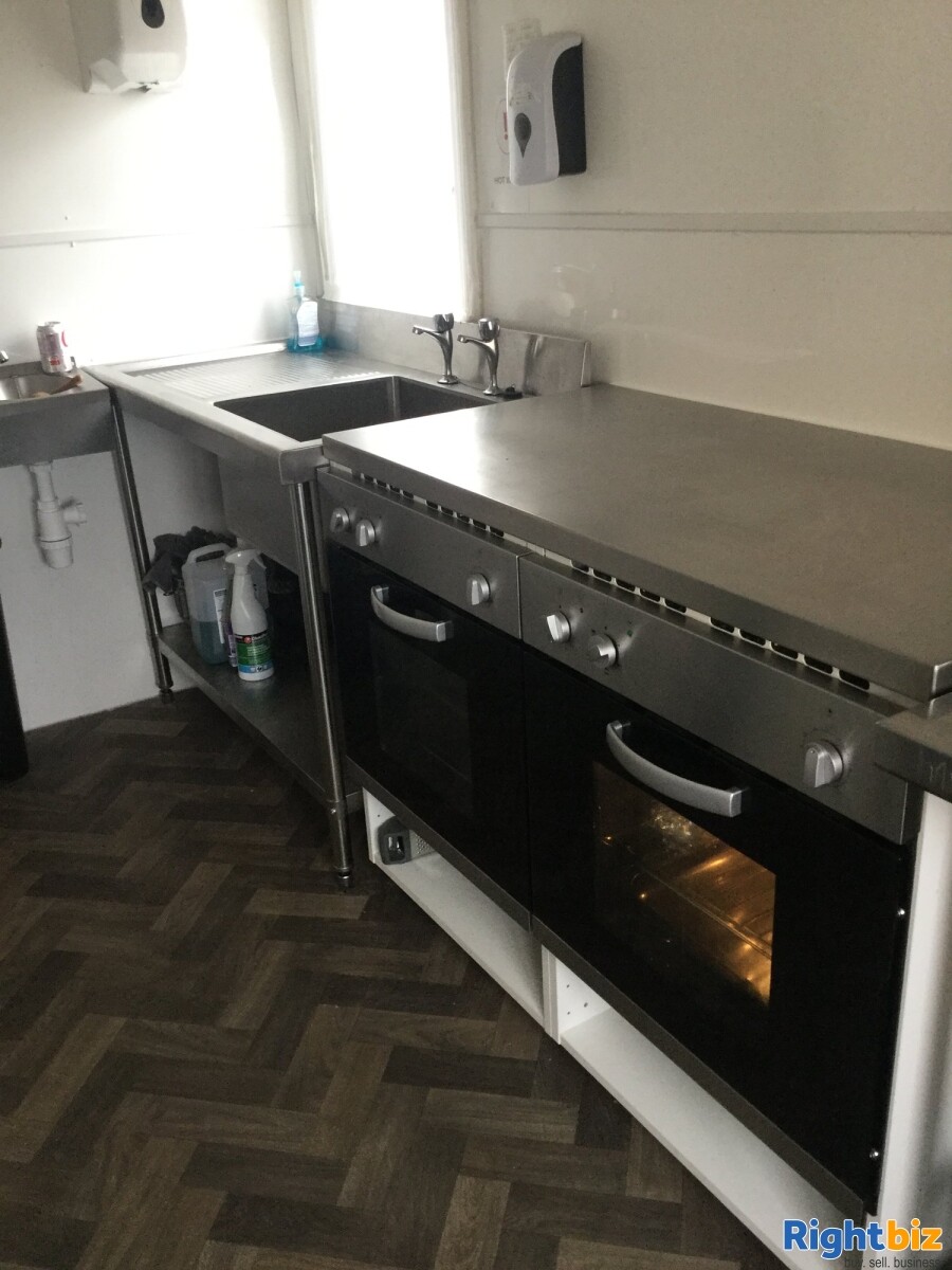 Licensed café/bistro and Cocktail Bar Business For Sale