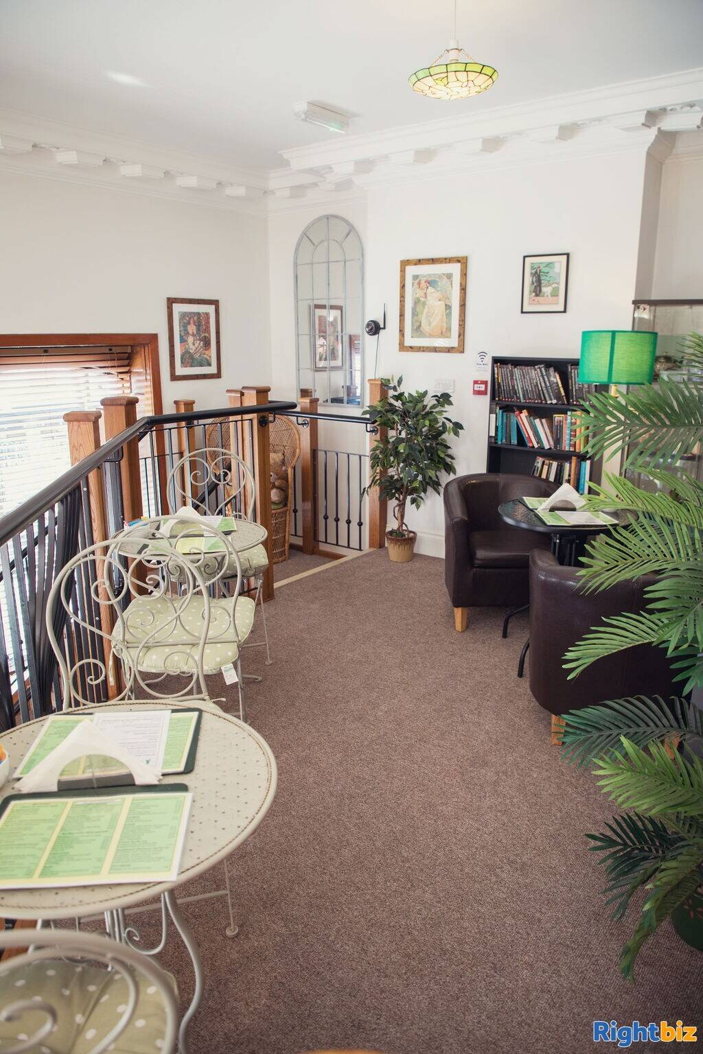 Quality Licenced Cafe Bookshop Worcestershire Photo 11
