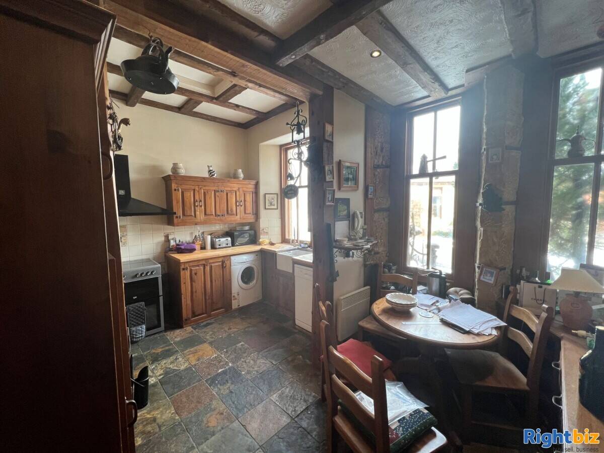 Well-appointed 4 bed Victorian Villa and three well maintained self-catering cottages in Kincraig. Photo 10