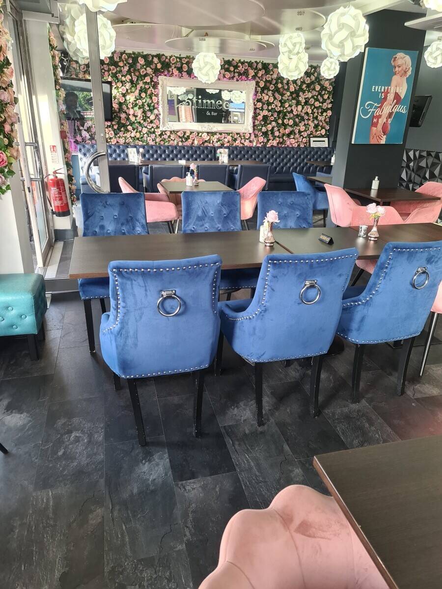 Leasehold Bistro & Bar for Sale , Open for Partnership