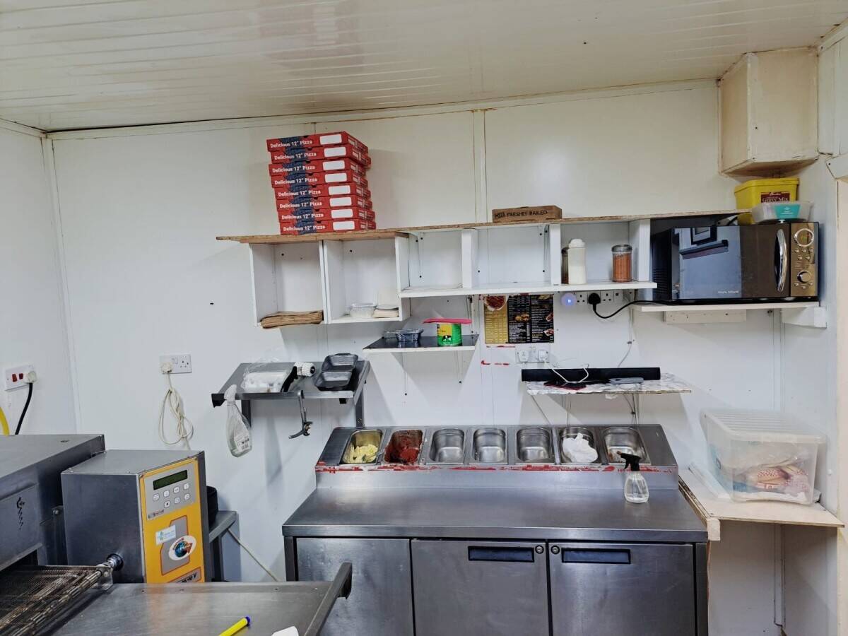 Fast food business for sale in the heart of Rossendale Lancashire weekly takings over 4k Photo 10