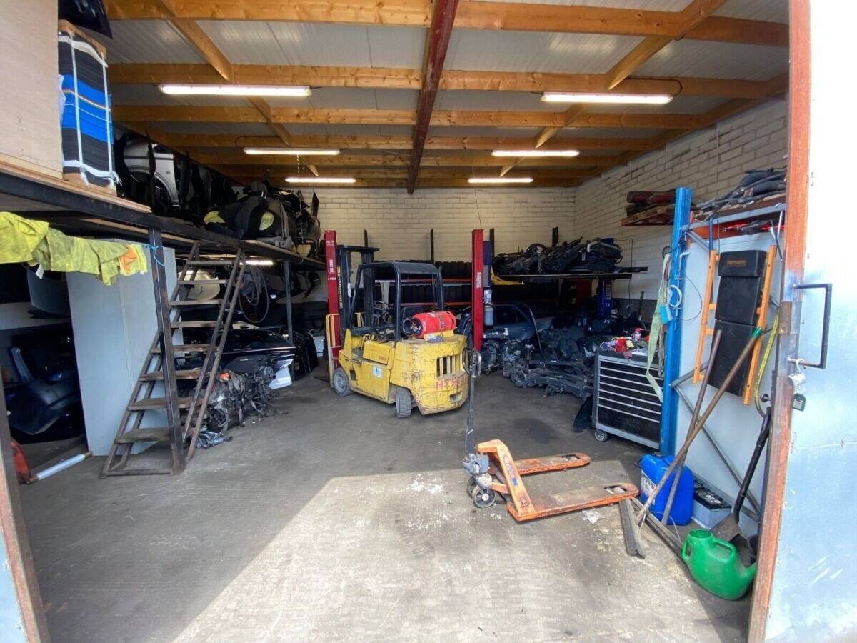 FOR SALE CAR PARTS BUSINESS IN LONDON! Photo 10