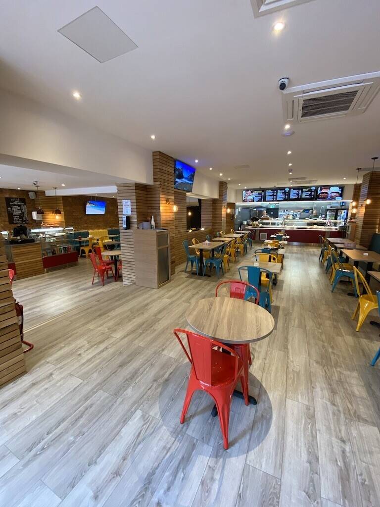 Very good location restaurant for sale in Burnt Oak (Edgware) North London area