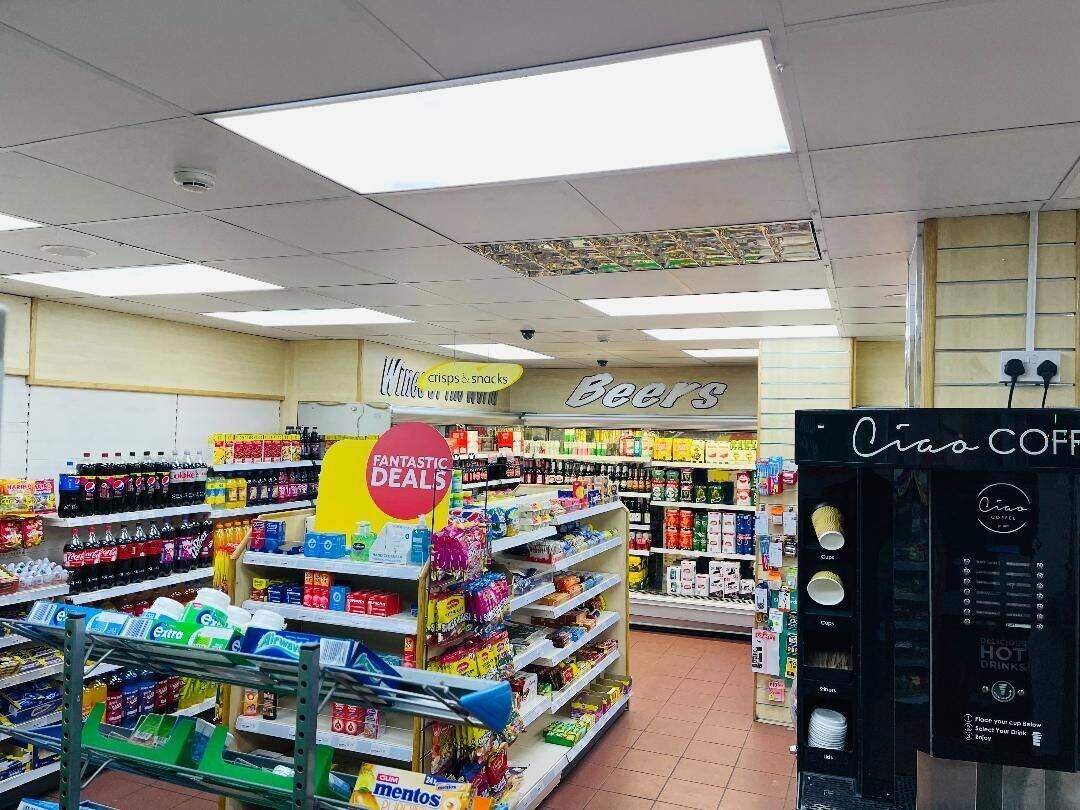 Convenience Store in Bradford West Yorkshire Photo 10