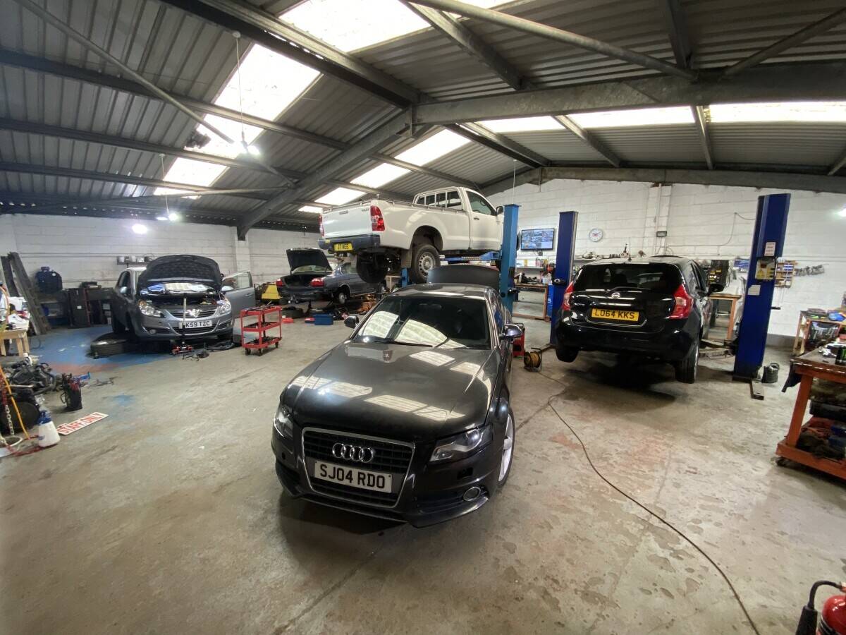 MOT, Service & Repair Garage (Freehold) in Middlesbrough