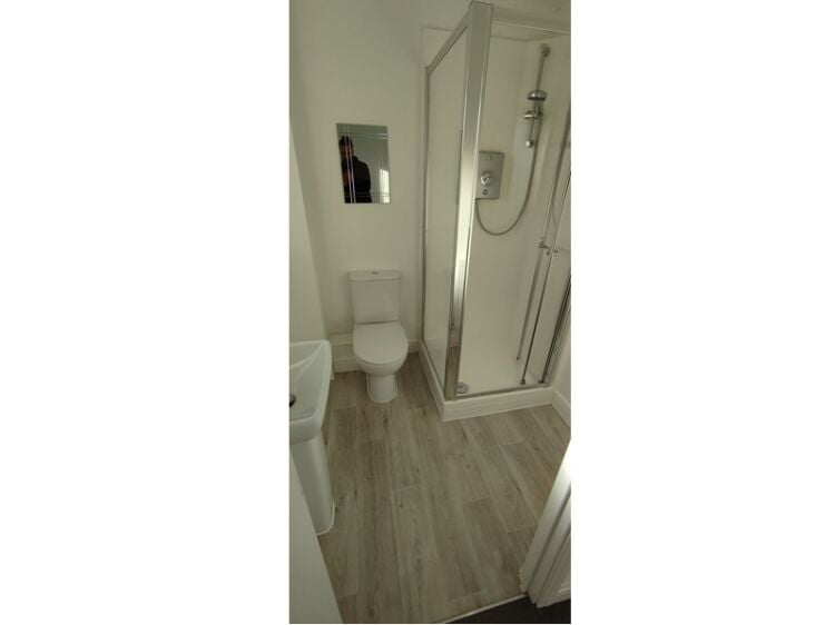 Profitable Domestic & Commercial Cleaning Company – Turnkey Opportunity