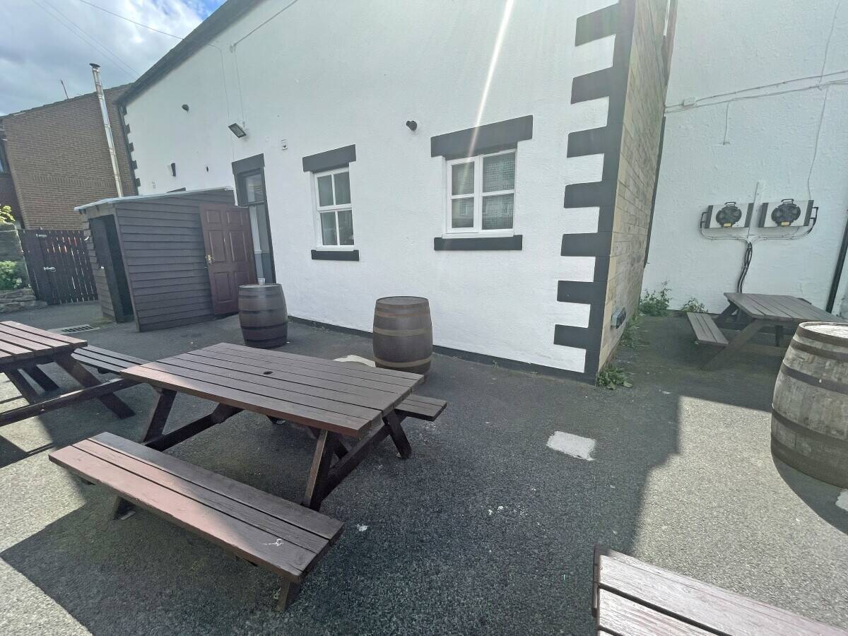 BISHOP AUCKLAND - VILLAGE PUB