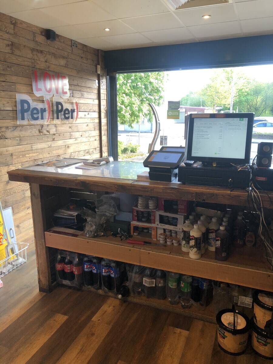 Peri Chicken & Pizza Shop in Cannock Photo 10