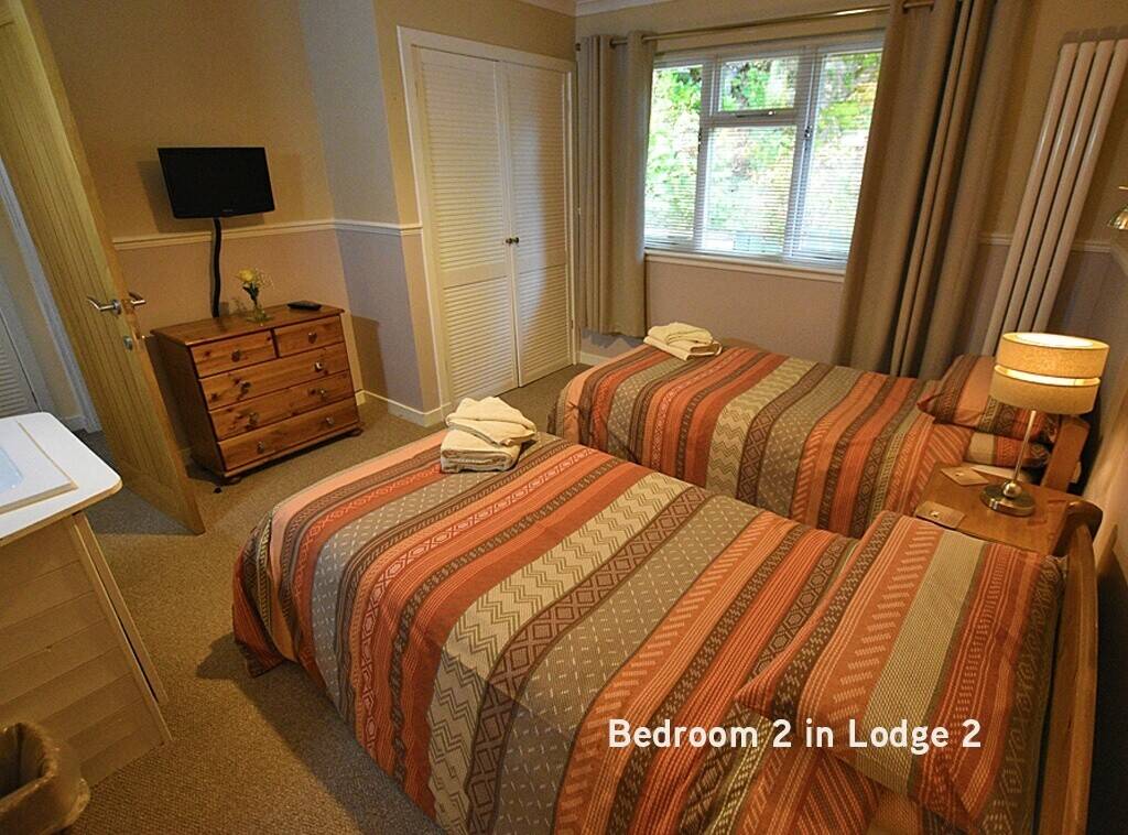 Fantastic Lifestyle Business Large Highland Villa with 2 Lodges overlooking the Nevis Mountain Range
