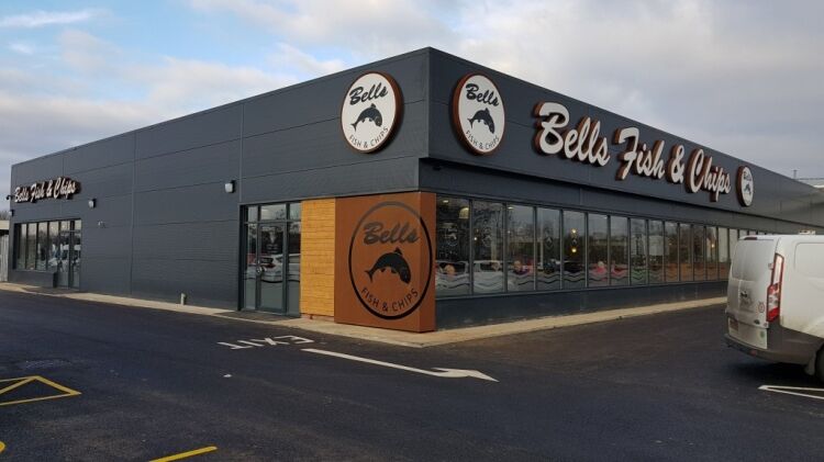 Specialist Commercial Sign Writing Business Photo 10