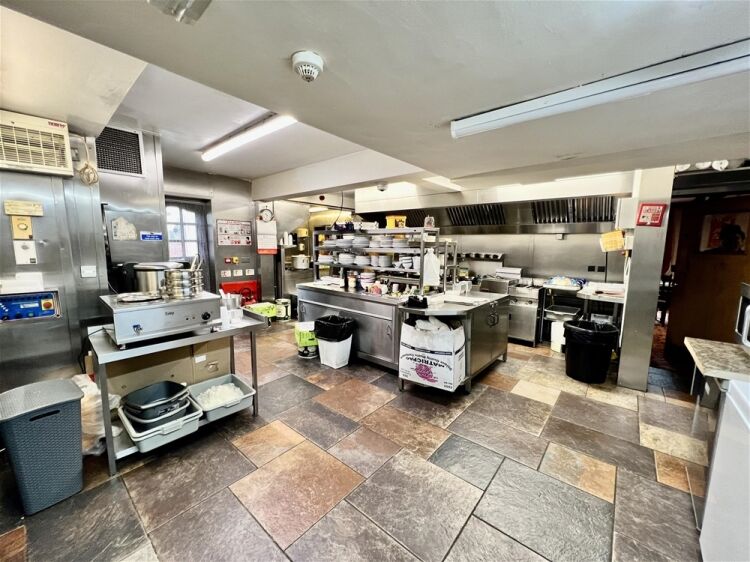Hot Food Take Away For Sale in Hull