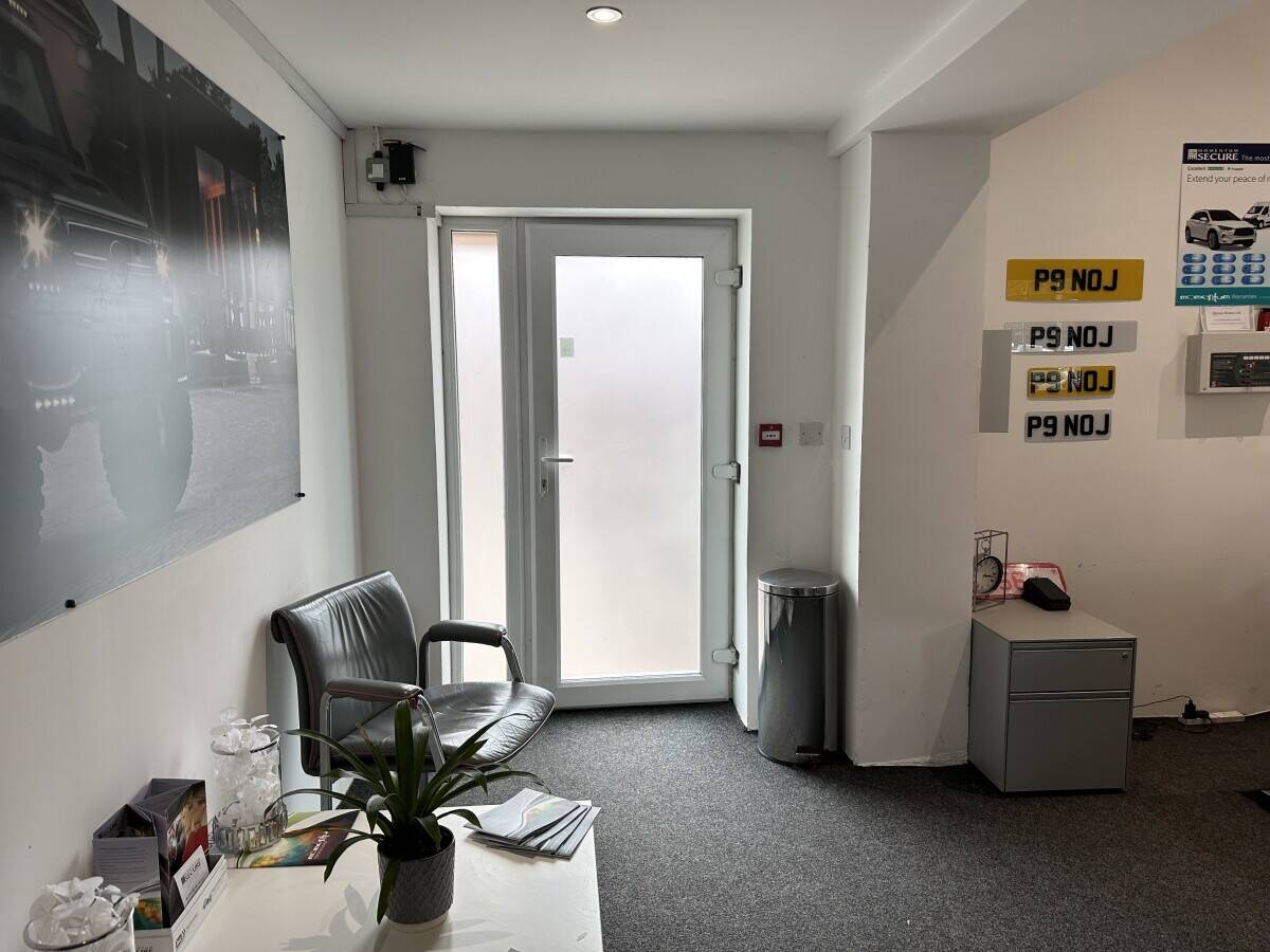 Car Sales & Car Repair Garage Nottingham