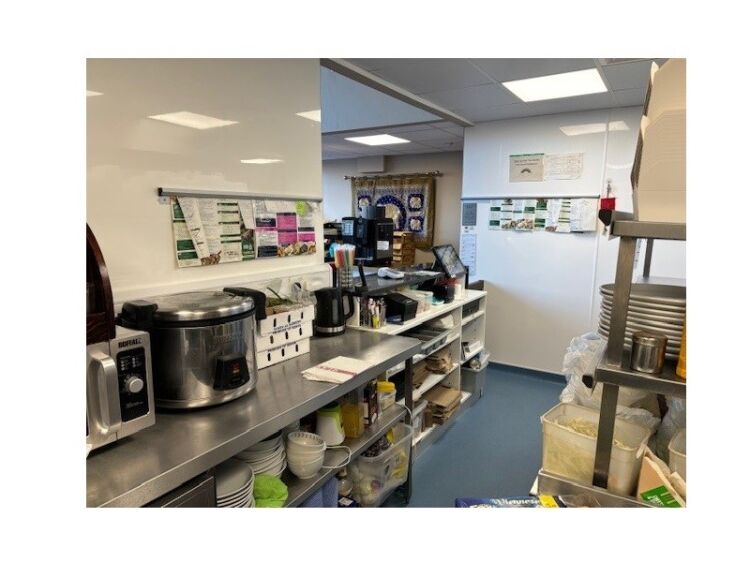 Well established Thai restaurant and takeaway for sale