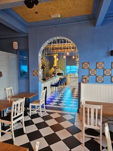 60 seater Neapolitan Pizzeria and pasta restaurant for sale Liverpool