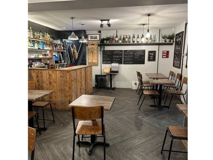 Highly Rated Wine Retailer And Bar For Sale Photo 10