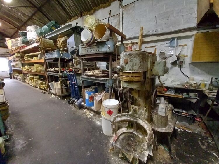 Manufacturing For Sale in Leicester Photo 10