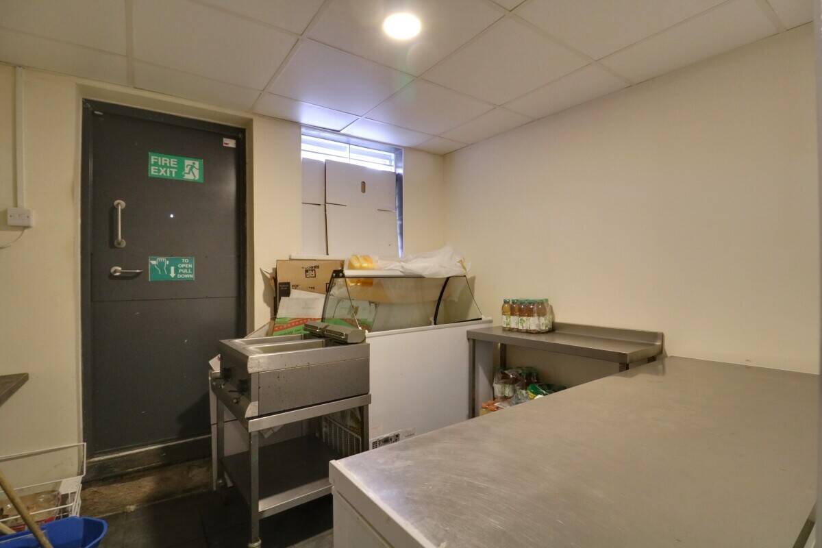 ITALIAN RESTAURANT / TAKEAWAY