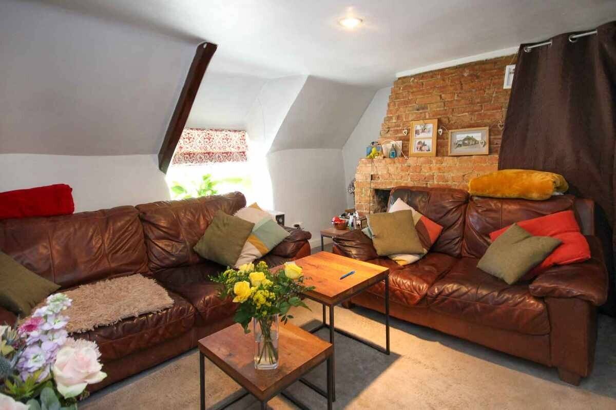 A Beautifully Presented 8-9 Bedroom, Boutique Guest House