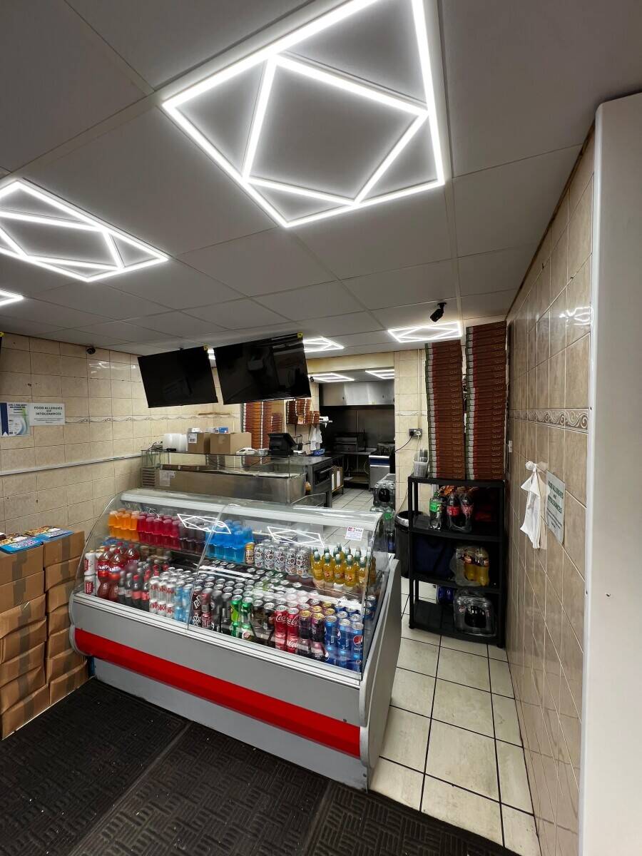 Pizza, kebab and burger take away for sale in Sheffield Photo 10
