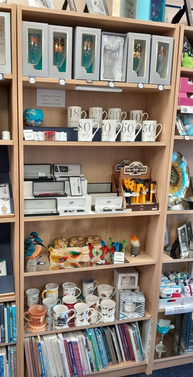 LONG-STANDING AND REPUTABLE CARD AND GIFT SHOP Photo 10