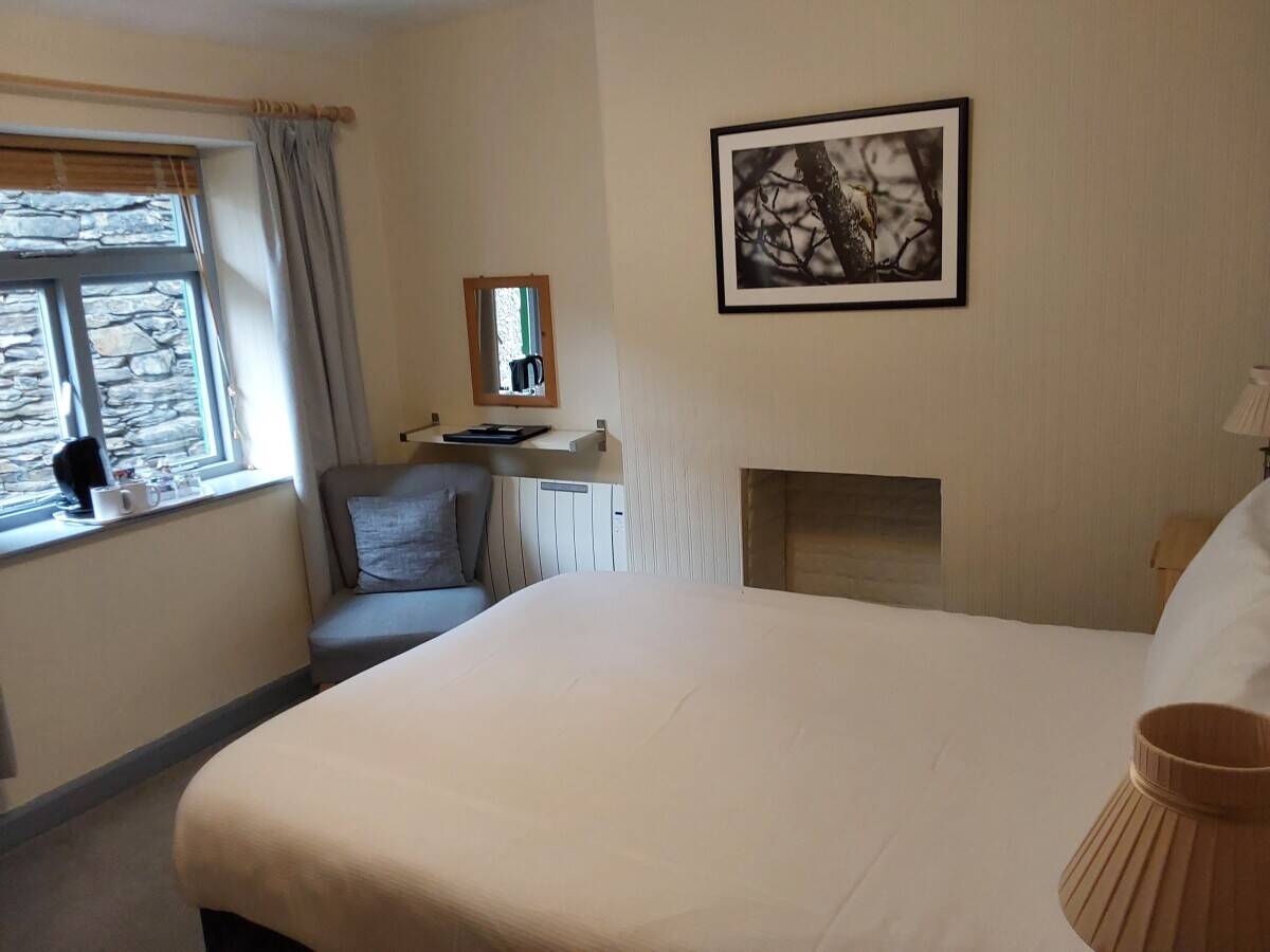 Leasehold Guest House Hotel Bed and Breakfast Guest Accommodation Bowness-on-Windermere For Sale