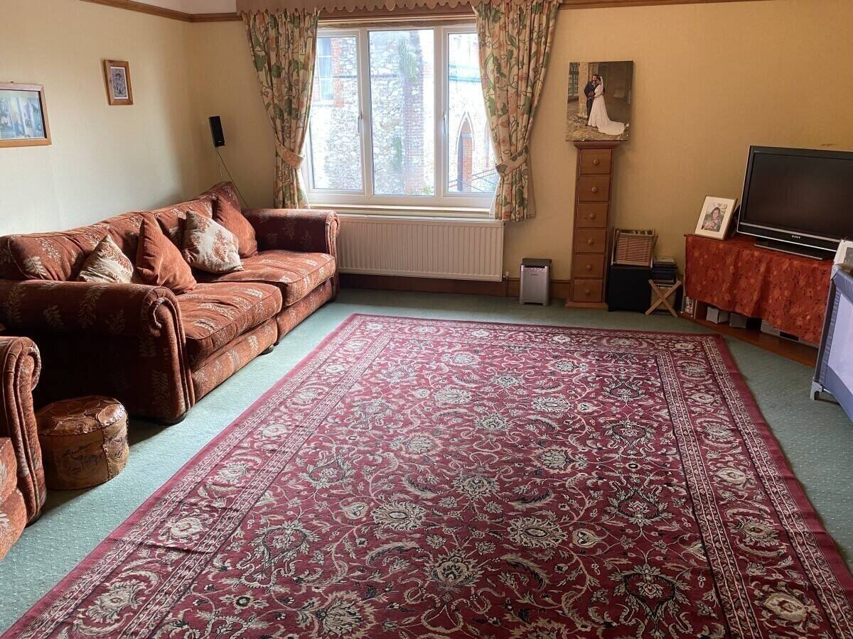 SuperMarket with Post office and 4 Bed House,conservatory ,Twin garge In a Scenic Village Hemyock Photo 10