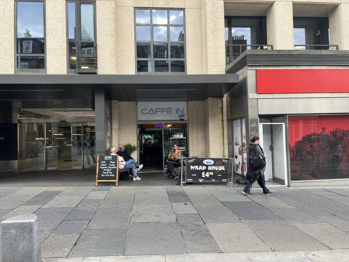 A superb Class 1 Cafe and Coffee shop opportunity (ref 1690)