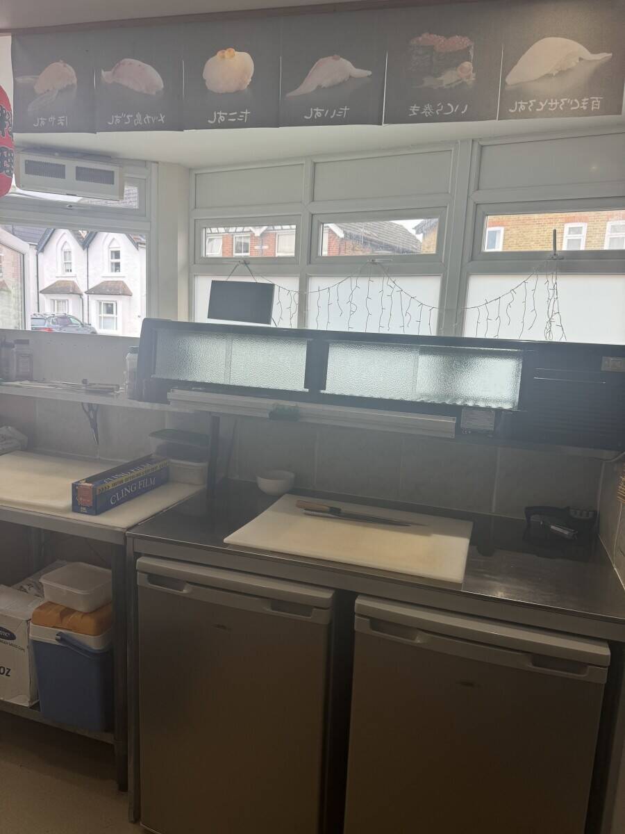 Japanese restaurant take away in Walton on Thames Photo 11