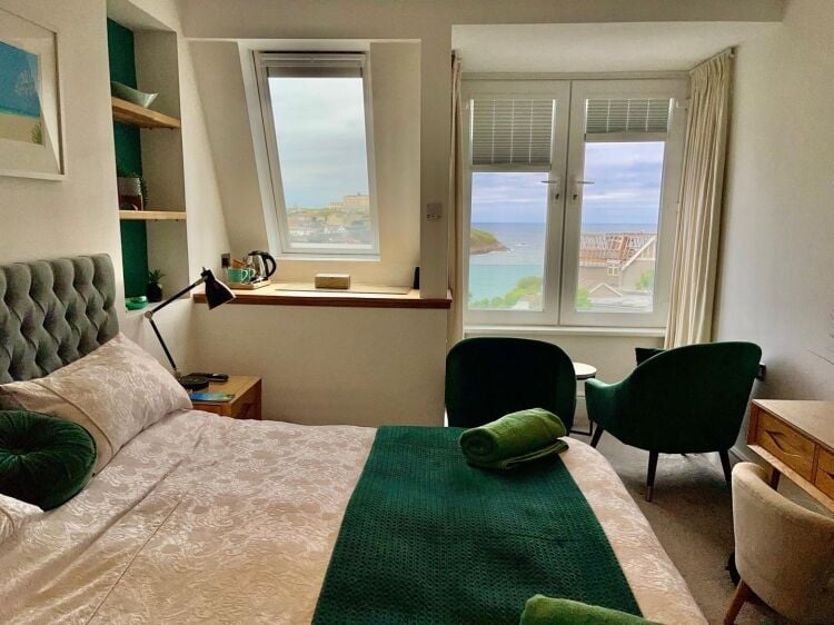 11 Bedroom Boutique Bed & Breakfast Located In Newquay, Cornwall