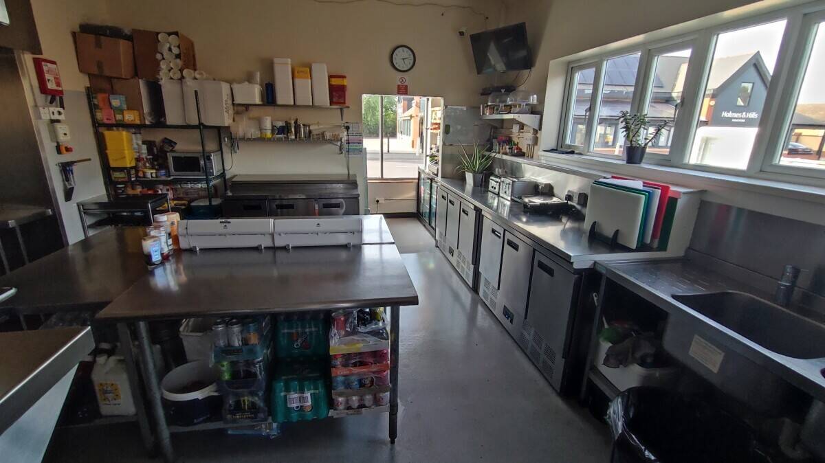 Extremely Busy and Profitable   SANDWICH &ndash; BAKERY &ndash; COFFEE SHOP (Takeaway only)