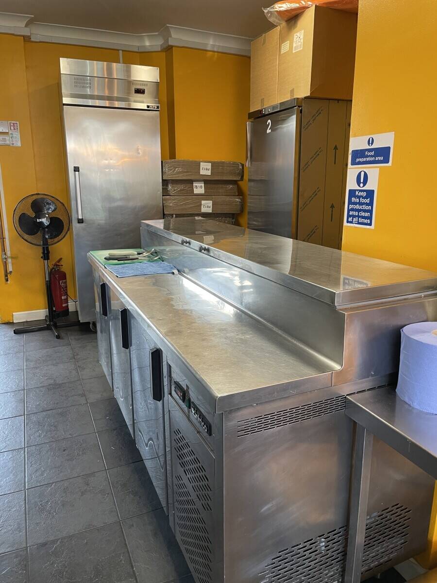 Pizza Takeaway Shop for Sale  Photo 10
