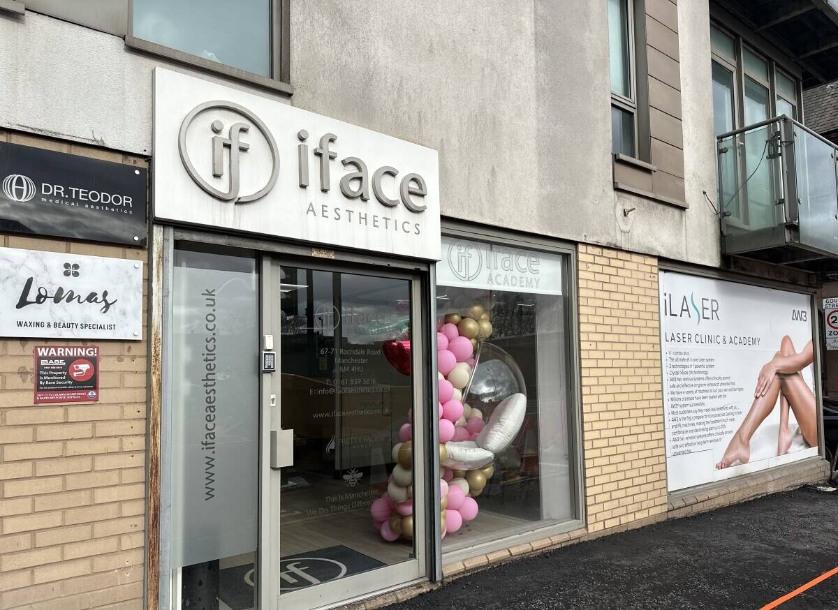 Established beauty salon Manchester Photo 10