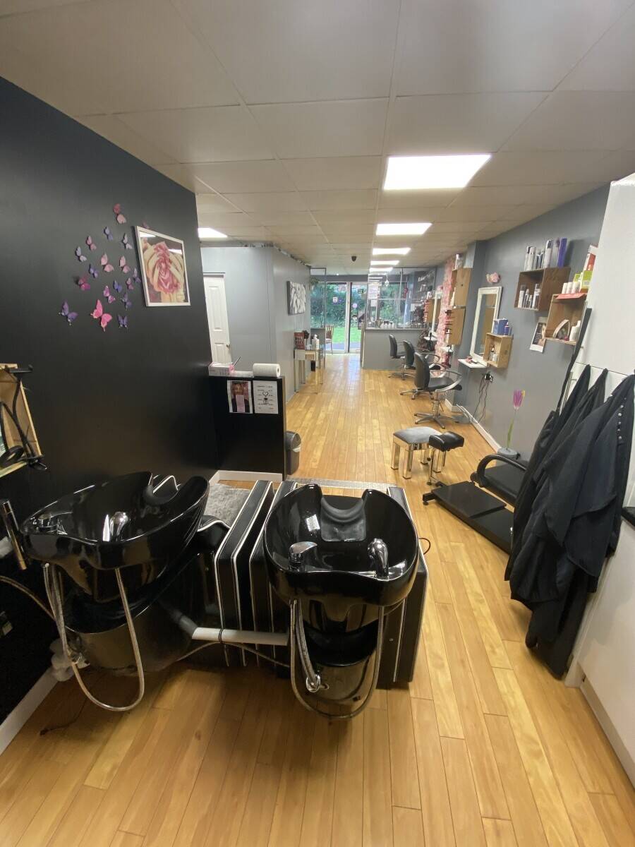 Hair & Beauty Salon