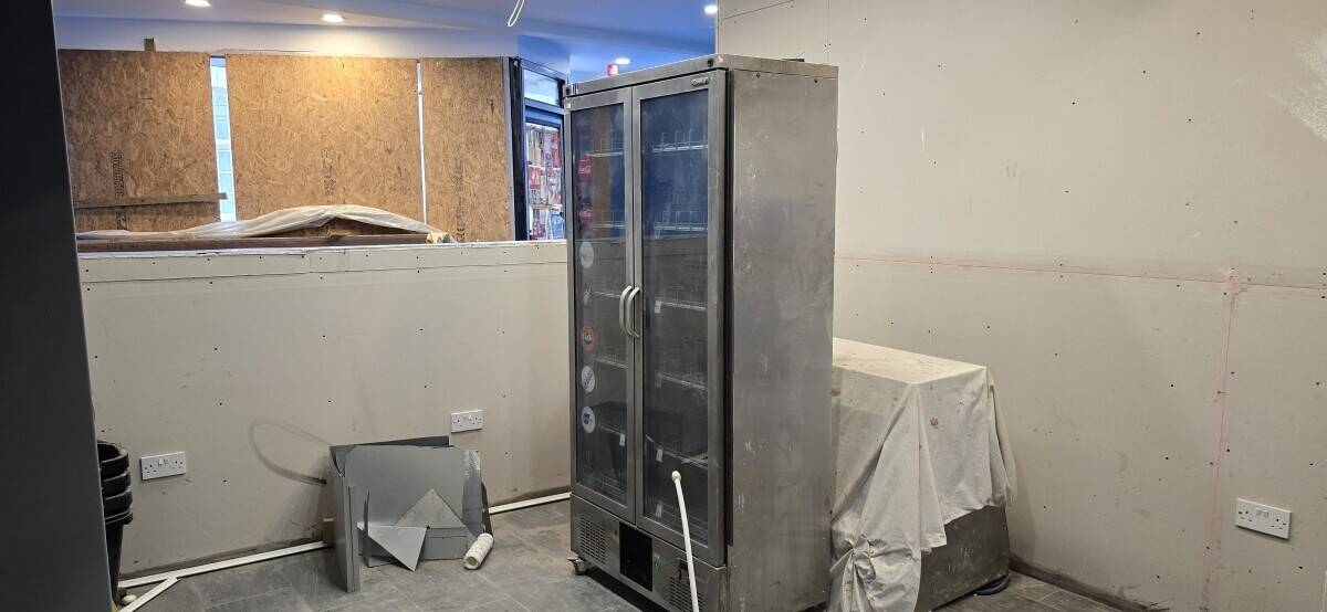 Takeway shop for rent