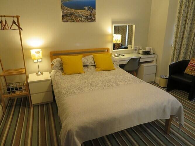 Freehold Weymouth Guest House in Prominent Position with Car Park For Sale Photo 10